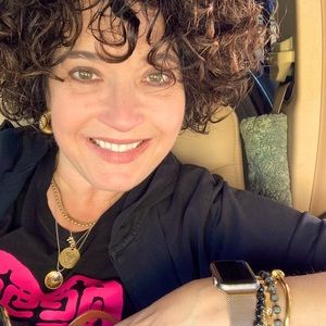 Meet your Posher, Melissa